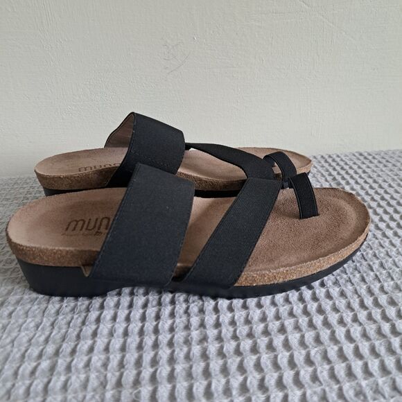 Munro Aries Slide Sandals with Toe Strap Womens 5 Slip on Leather Comfort Shoes - Picture 5 of 15